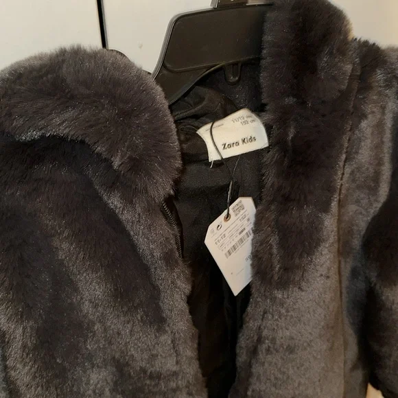ZARA Girls NWT Sz 11-12 152cm Gray Plush Faux Fur Coat Hooded Jacket